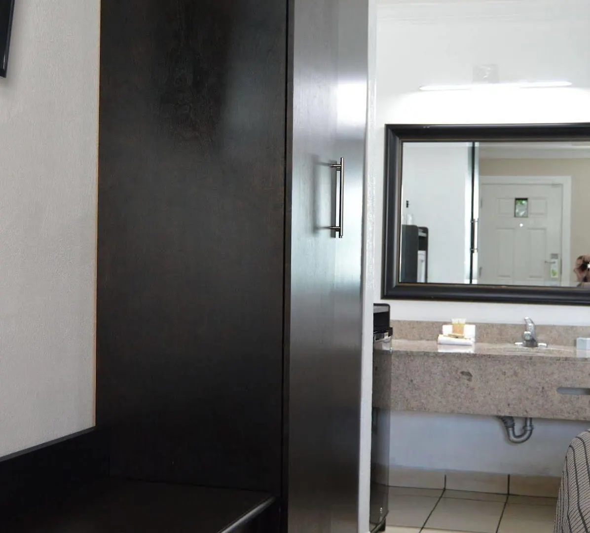 Destin Inn & Suites Hotel